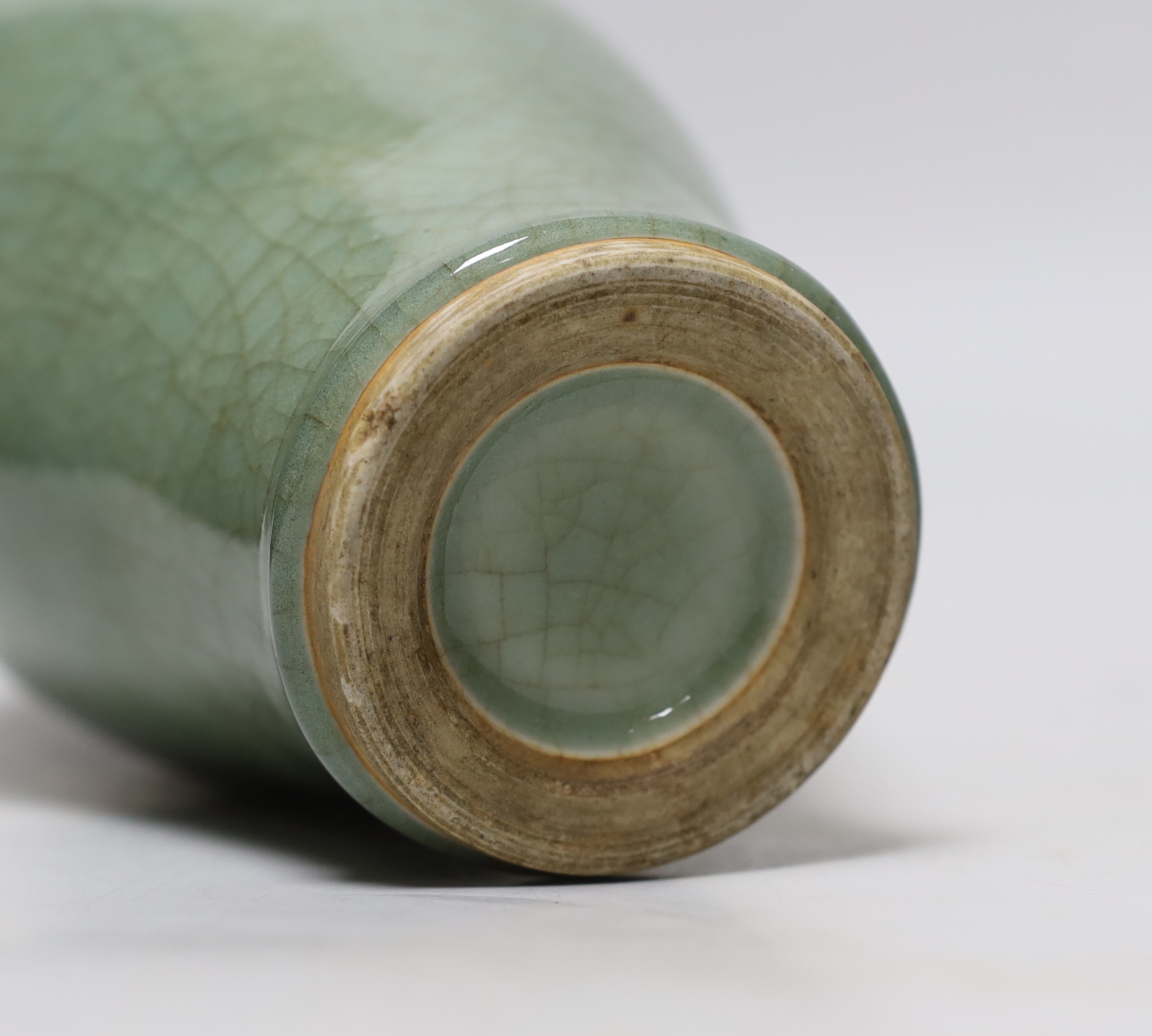 A Chinese celadon crackle glazed vase, 24cm